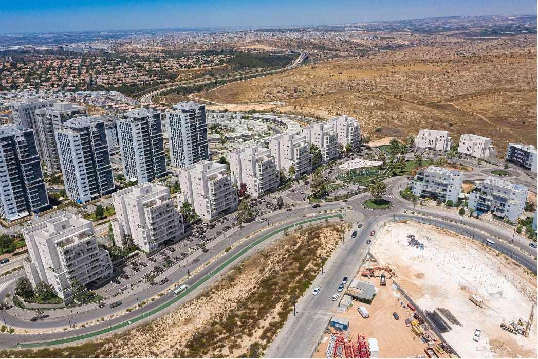 PREMIUM COLLECTION ,ראש העין