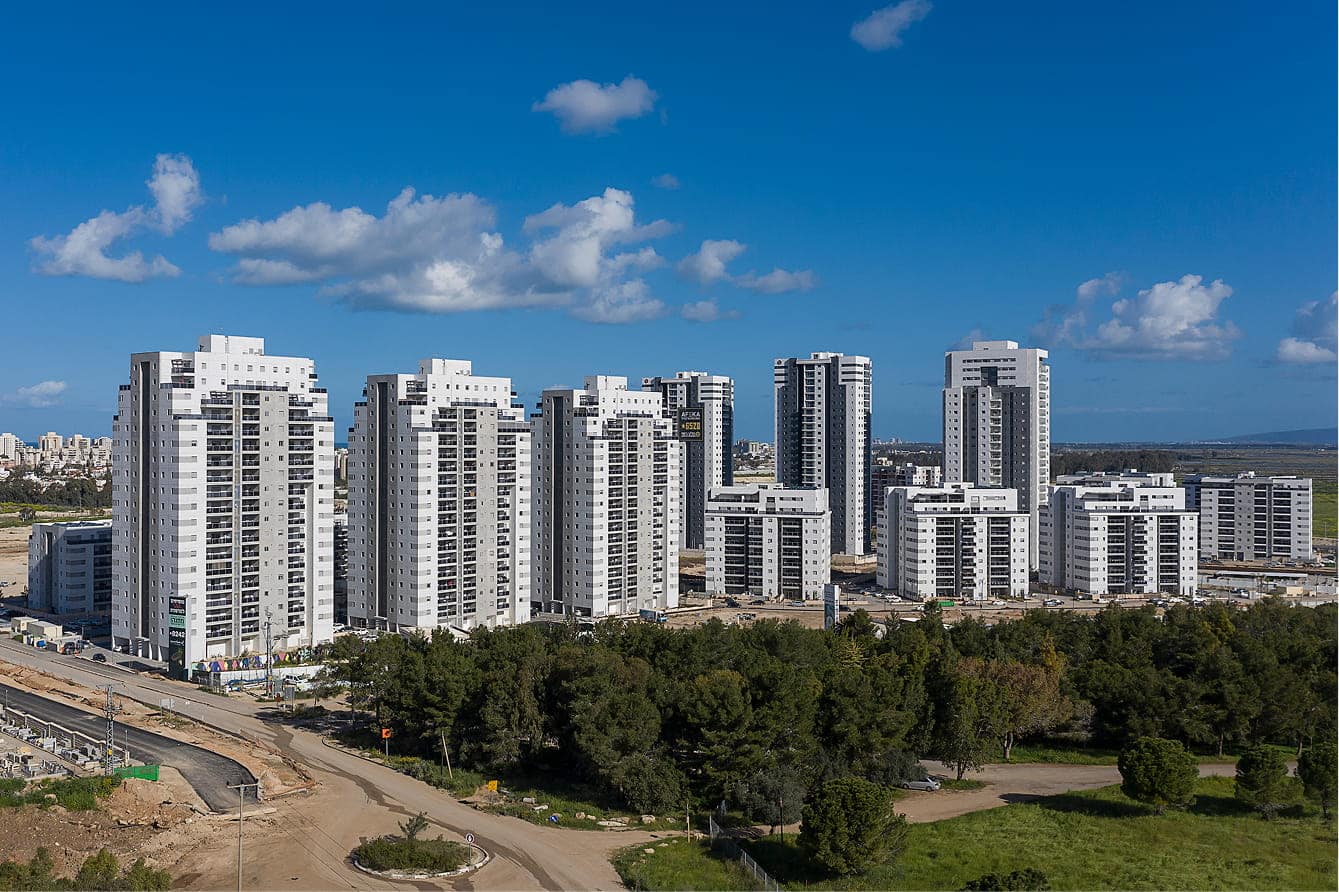 נאות אפק, קריית ביאליק